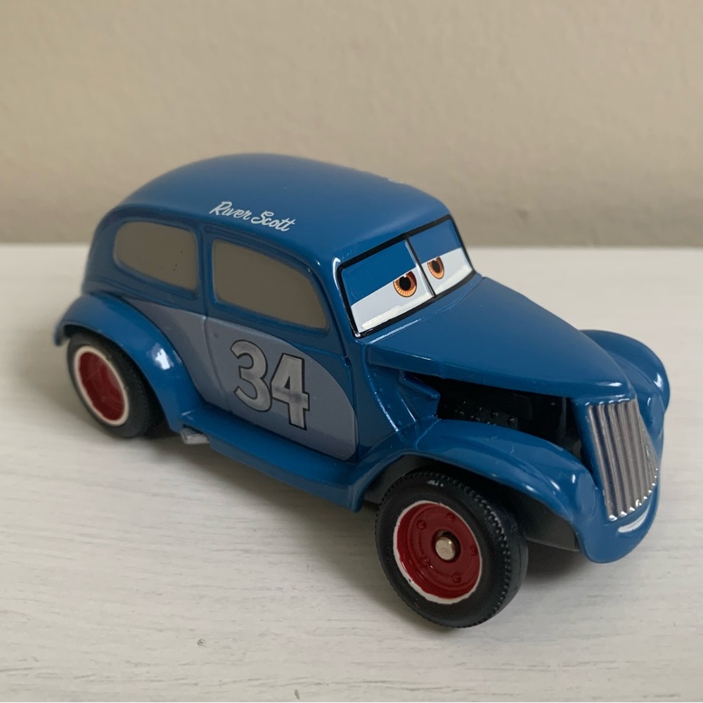 Disney Store Pixar Cars Chaser Series River Scott #34 Diecast 1:43 Pullback